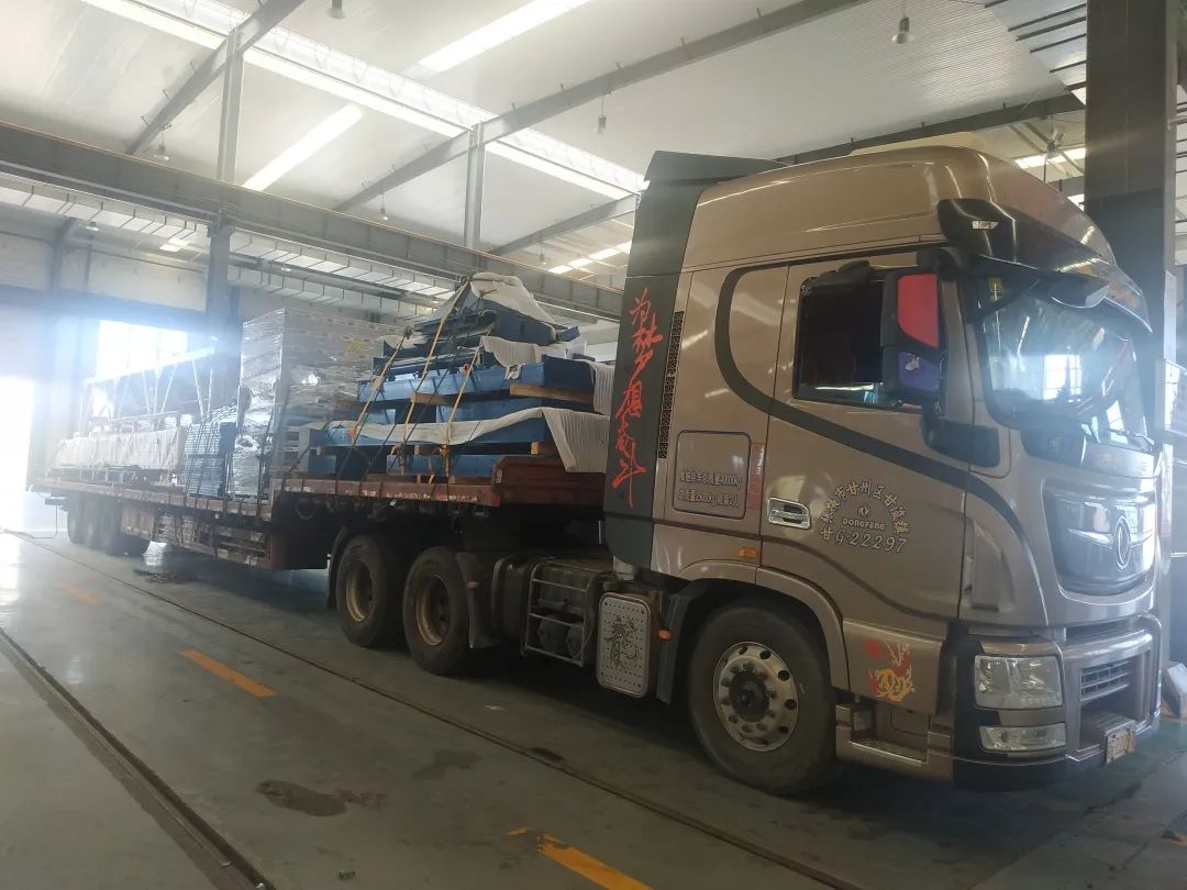 項(xiàng)目發(fā)貨：泉工機(jī)械策尼特ZN系列生產(chǎn)線遠(yuǎn)赴西部地區(qū)，加快推動區(qū)域農(nóng)村建設(shè)固廢資源化利用新格局