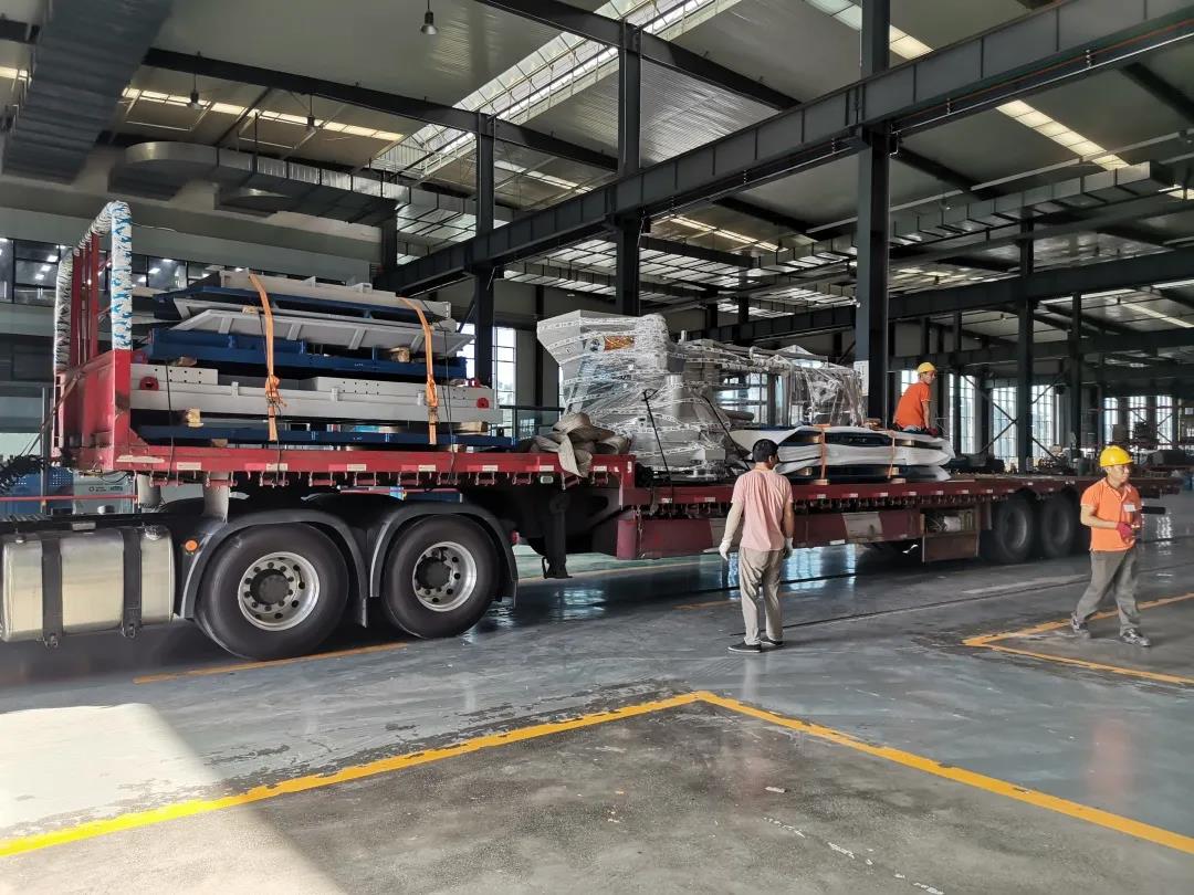 項目發(fā)貨|策尼特ZN900C型全自動砌塊成型機生產(chǎn)線發(fā)貨吉林，助力市政建設！