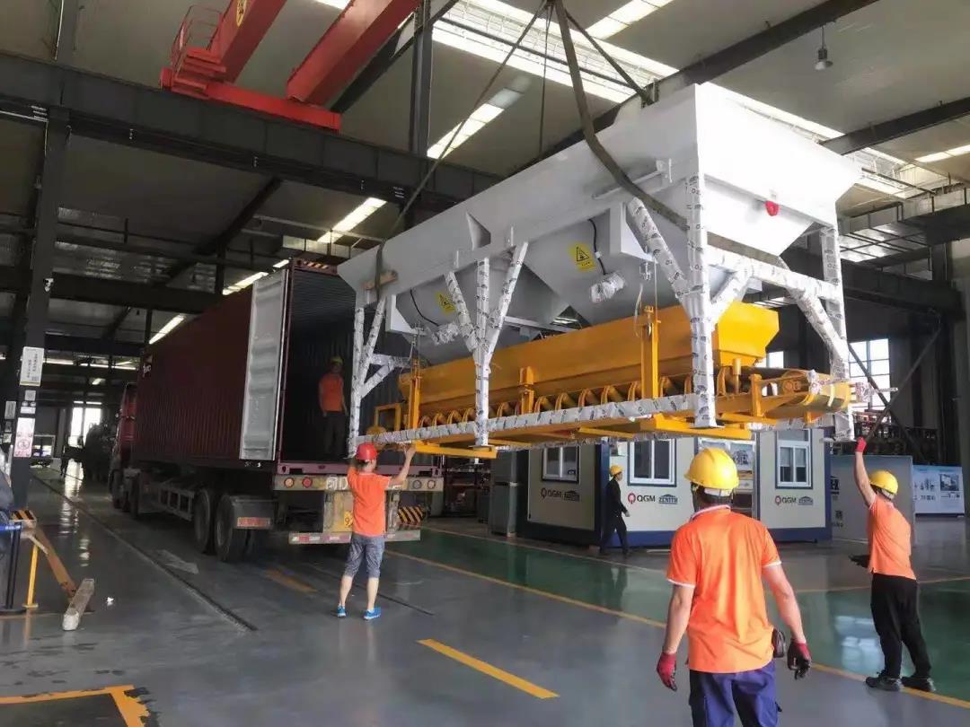 項(xiàng)目發(fā)貨|泉工QT6全自動砌塊成型機(jī)生產(chǎn)線發(fā)貨南蘇丹，助力市政建設(shè)！