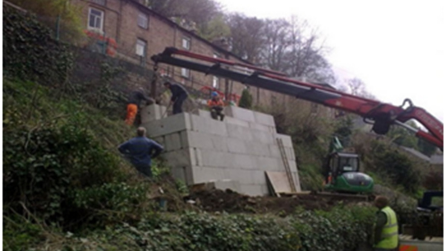 防洪靠“神器”？泉工德國(guó)策尼特向抗洪英雄致敬！